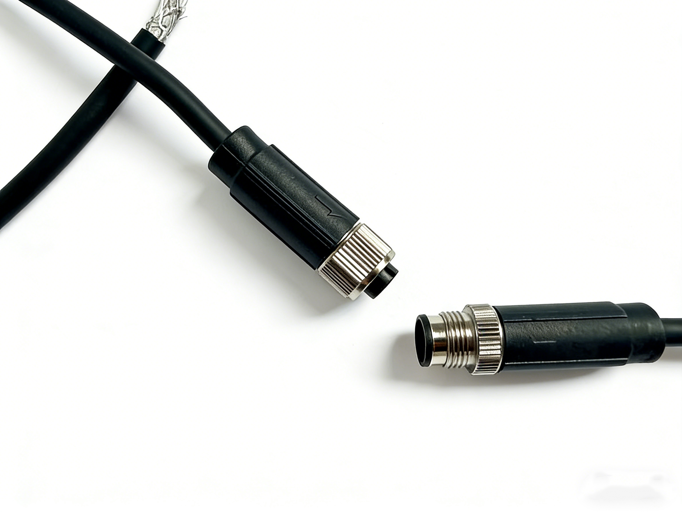 M12以太网电缆选型要点解析 工业千兆传输屏蔽线束适配规范