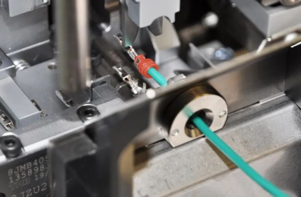 压接（Crimping）：连接器可靠性的核心制造工艺